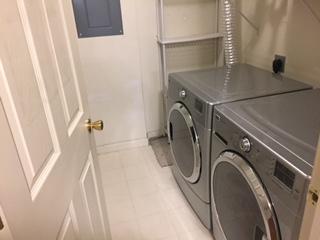 Building Photo - 10272 Crossbow Ct #11