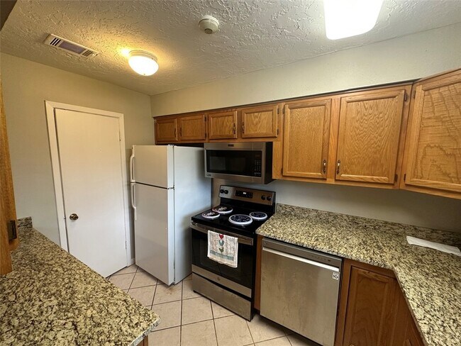 Foto del edificio - 9939 Valley Park Dr