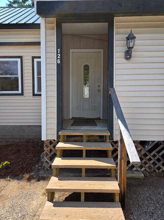 Building Photo - 126 NH-104