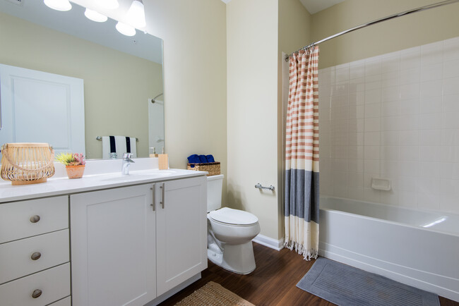 Bathroom - Avalon Somers