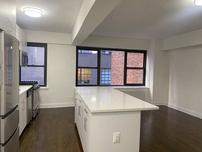 Foto del edificio - 120 E 56th St