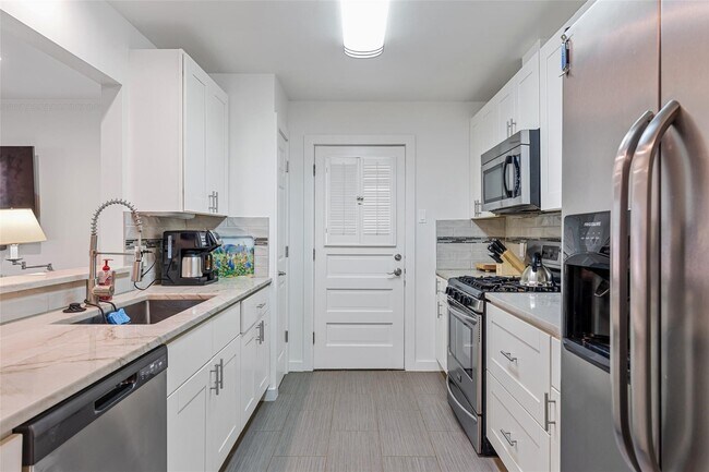 Foto del edificio - 3545 Northwest Pkwy