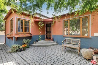 Building Photo - 4171 Kraft Ave