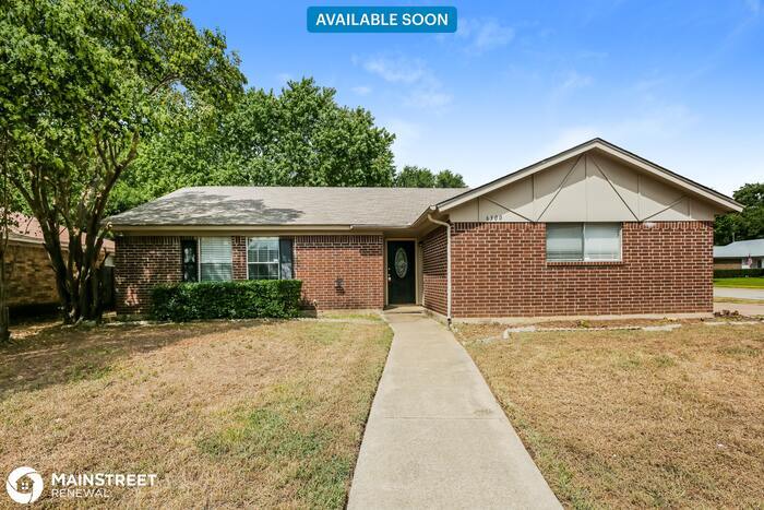 Primary Photo - 6300 Kelly Elliott Rd, Arlington, TX 76001