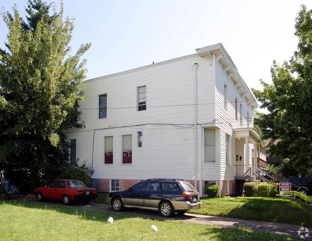 Foto del edificio - 2831-2833 NE Couch St