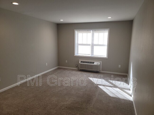 Foto del edificio - 1501 W North 4th St