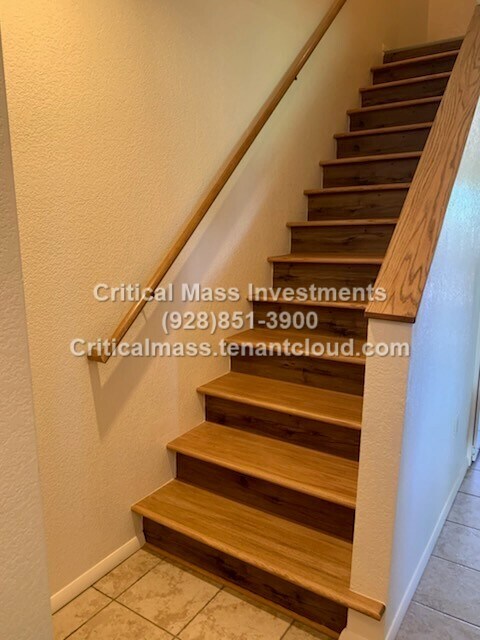 Foto del edificio - 610 N Newton St