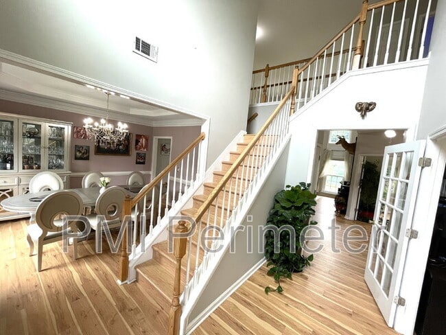 Building Photo - 1721 Paramore Pl NE
