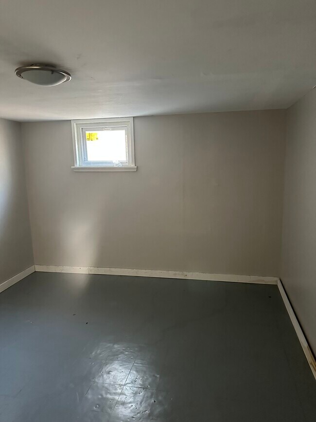 Foto del edificio - 7007 Paisley Dr