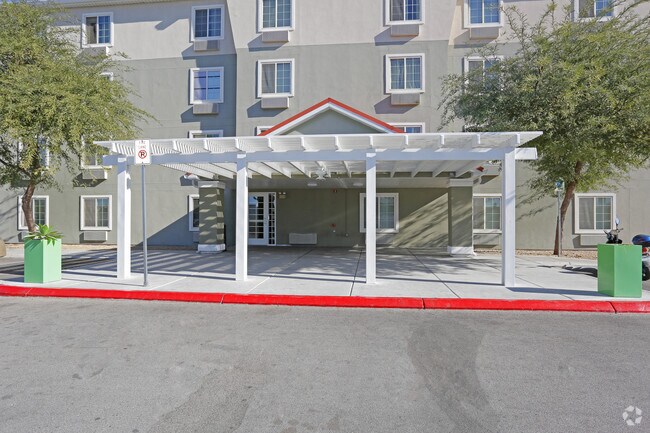 Comunidad - Patriot Suites