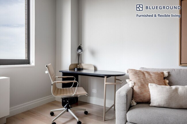 Foto del edificio - 215 E 95th St
