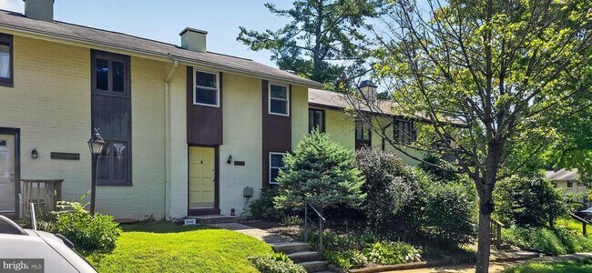 Foto del edificio - 5449 Mystic Ct
