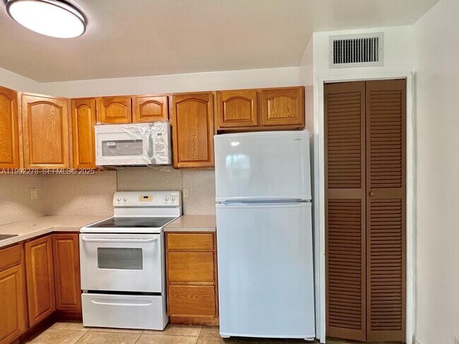 Foto del edificio - 1412 SW 41st Ave