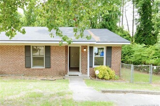 Building Photo - 1946 Glenwick Dr