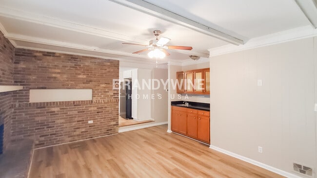 Building Photo - 3325 Devilla Trce