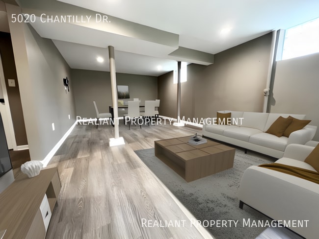 Photo - 5020 Chantilly Dr House