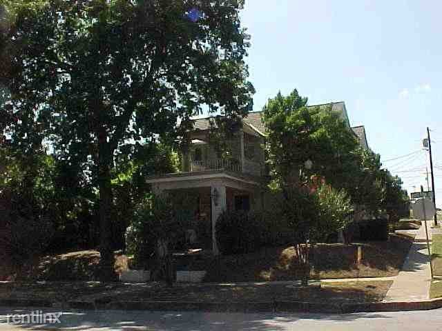 Primary Photo - 2326 Austin Ave