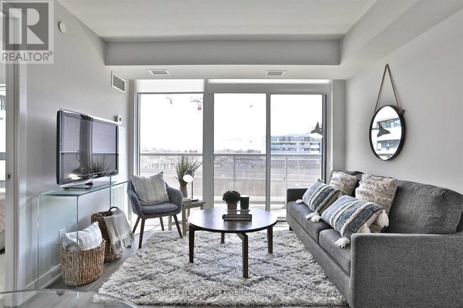 Building Photo - 160 Flemington Rd