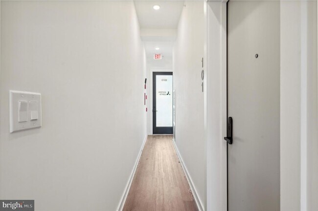 Foto del edificio - 2513 N Howard St