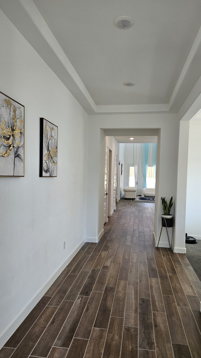 Building Photo - 1541 Devotion Row