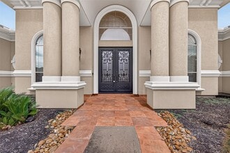 Building Photo - 4011 Westerdale Dr
