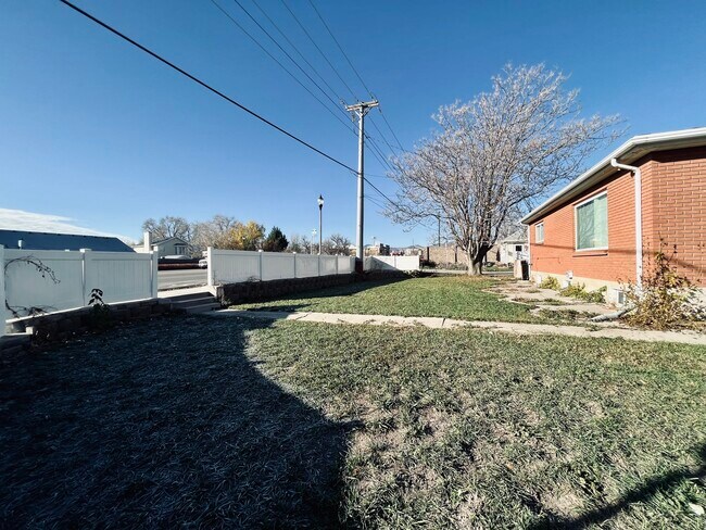 Photo - 2490 West House