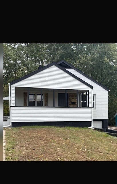 Foto principal - 1453 E 66th Terrace