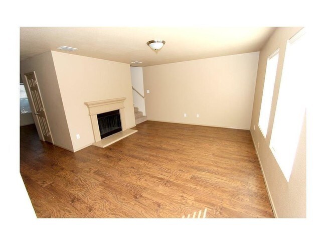 Building Photo - 1400 Puerto Lago Dr