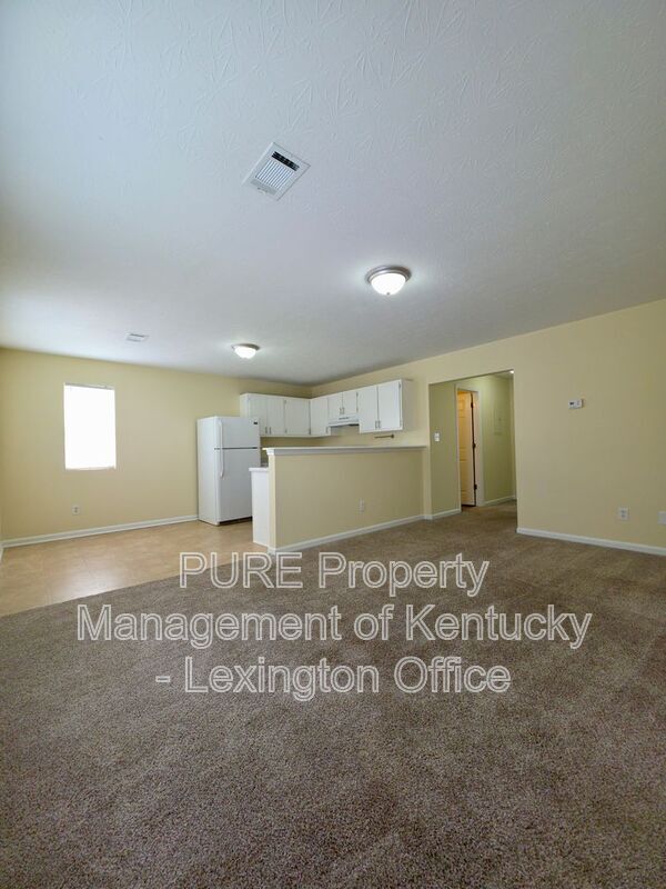 Building Photo - 291 Grinder Ct