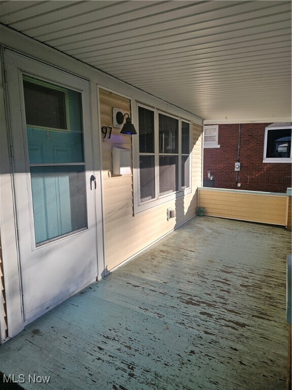 Foto del edificio - 97 Hawthorne Ave