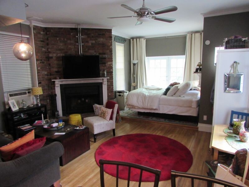 Primary Photo - 725 Washington St