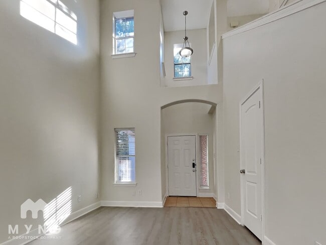 Building Photo - 3734 Ashford Villa Ln