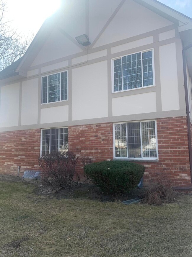 Foto del edificio - 30256 Southfield Rd