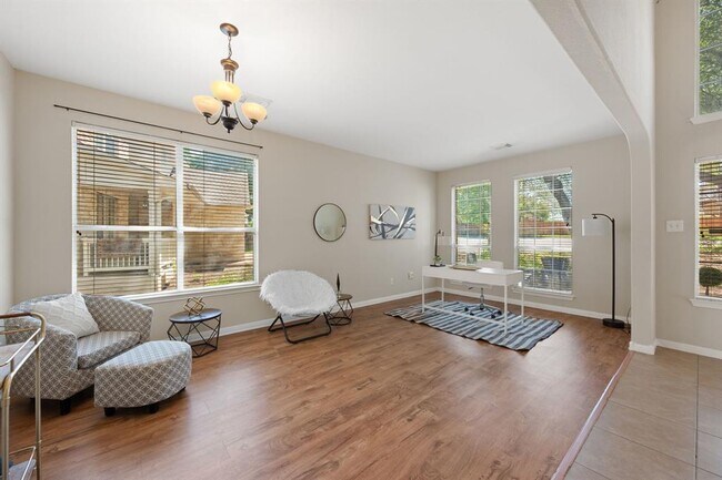 Building Photo - 2054 Kimbrook Dr