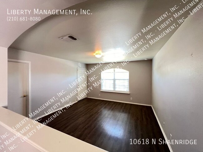 Building Photo - Single Story 3br/2bath Rental Home Near La...