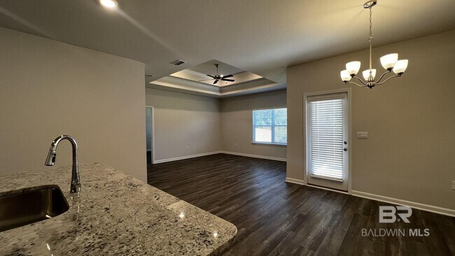 Foto del edificio - 13564 Antler Hl Rd