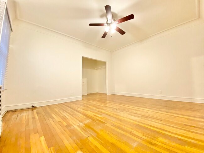 Foto del edificio - 1740 N Gramercy Pl