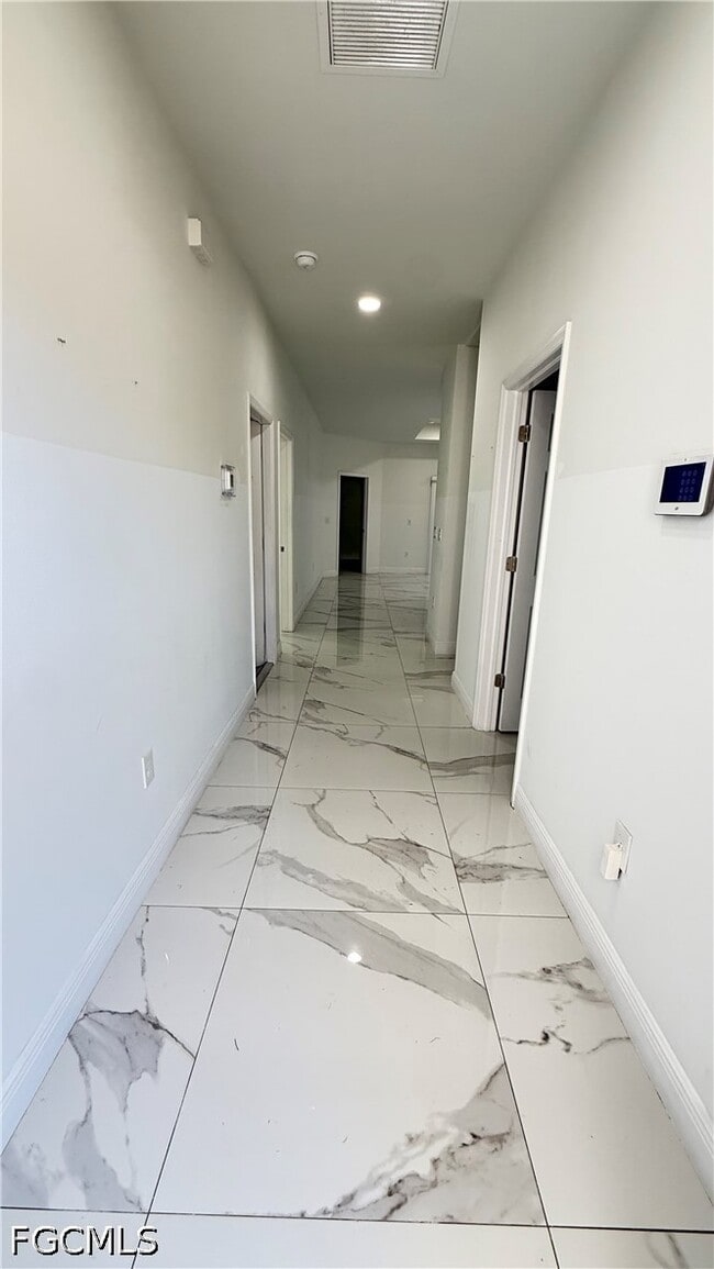 Foto del edificio - 508 Bell Blvd