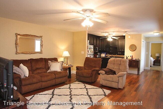 Building Photo - 2 br, 2 bath House - 2206 Stafford Ave #201