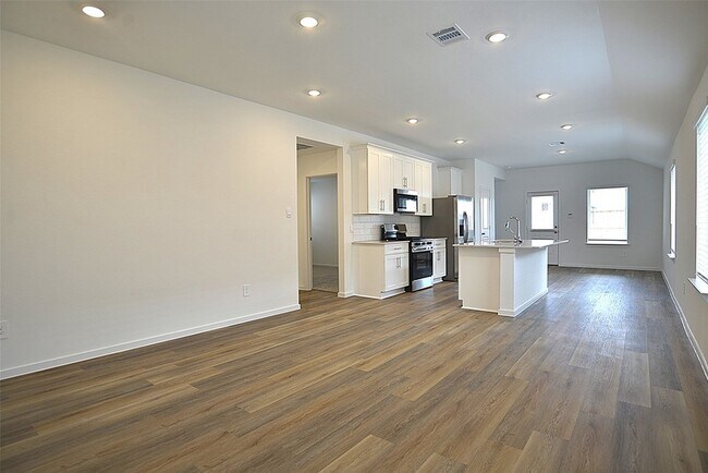 Foto del edificio - 4009 Bronco Sta Ln