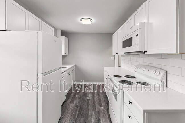 Building Photo - 4325 N 54th St