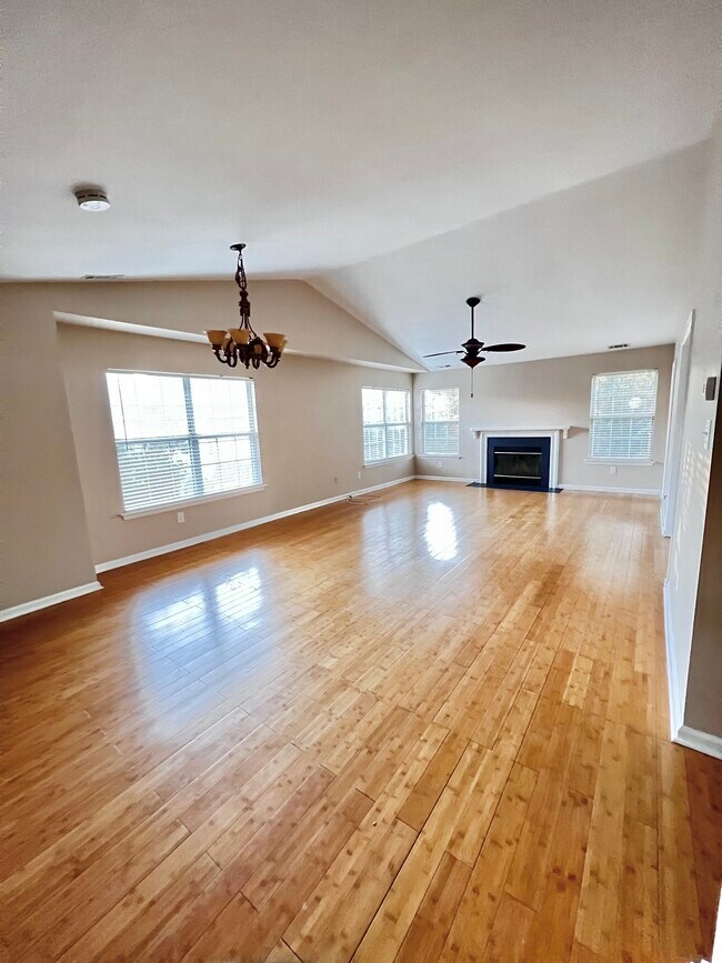 Dining & Living Room - 2502 Waterford Rd