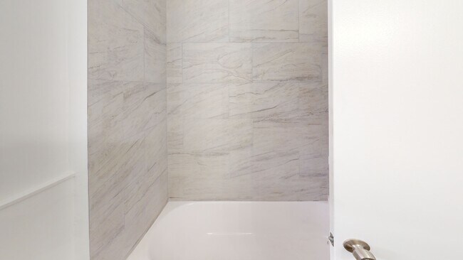 Foto del edificio - 3809 W St SE