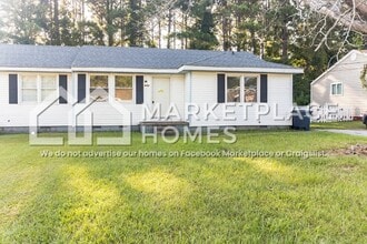 Building Photo - 2247 Onslow Dr