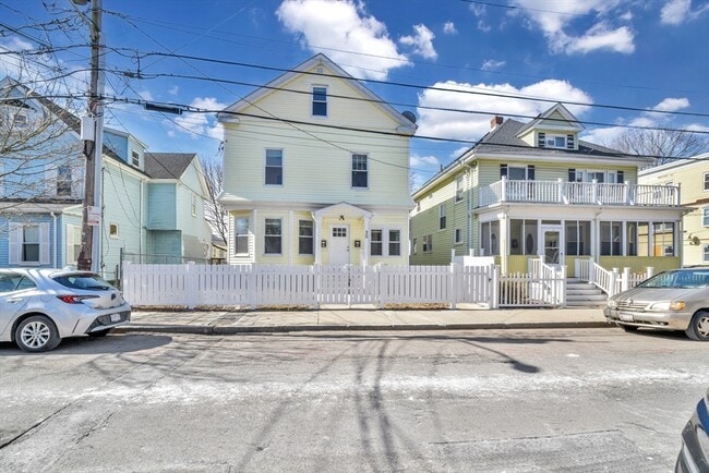 Building Photo - 30 Hiawatha Rd