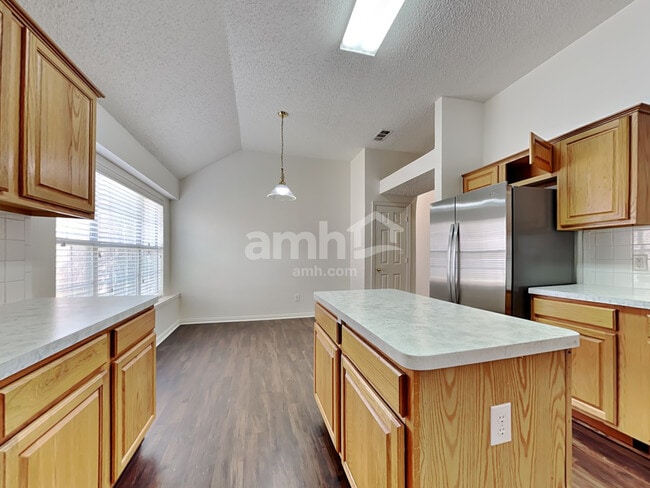 Foto del edificio - 4612 Belladonna Dr