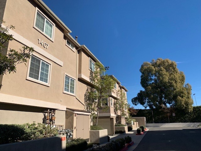 Building Photo - 1407 Lomita Blvd