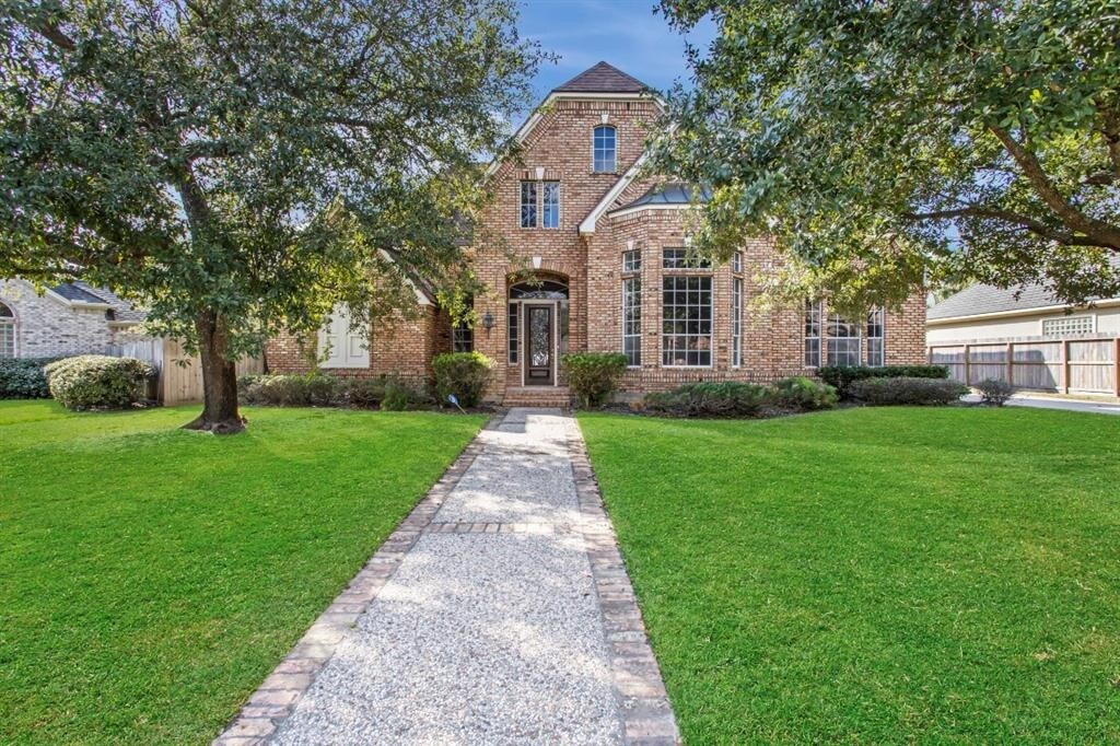 Primary Photo - 16207 Wimbledon Forest Dr