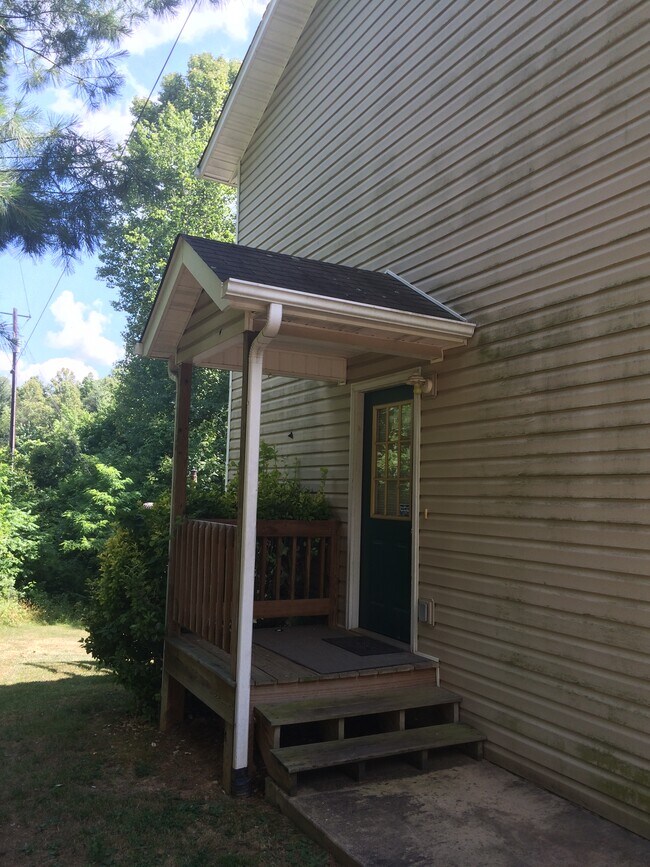 Foto del edificio - 185 Liberty Rd