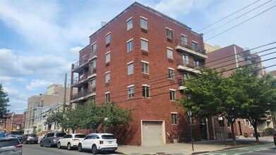 Building Photo - 23-03 31st Ave
